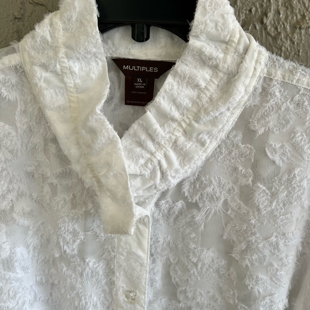 Multiples White 3/4 Sleeve Boxy Blouse with Mandarin Collar - Picture 9 of 9